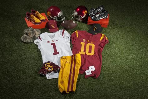 Usc Football Uniforms - Imho Sunday Logos Uniforms Colors And Stadiums ...