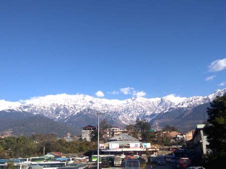 Palampur (Himachal Pradesh): Dhauladhar range snowfall