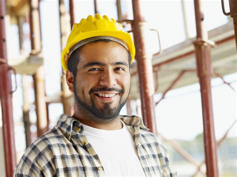 Improving Construction Site Employee Retention: 5 Strategies to Try