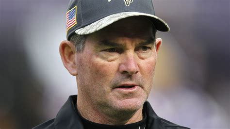 Mike Zimmer returns to Vikings' coaching duties