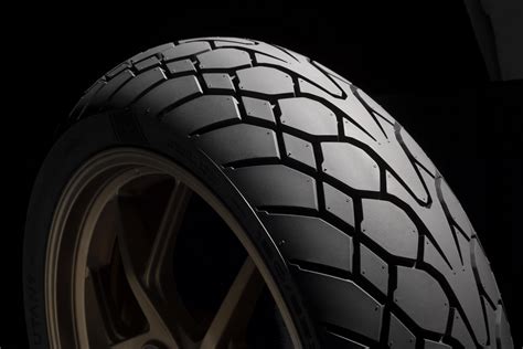 Dunlop Mutant, el crossover pionero para 142 modelos de motos ...