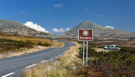 Norwegian Scenic Route Rondane - National Tourist Route in Ringebu ...