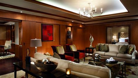 Inside the top Toronto hotel suites celebrities stay in during TIFF ...