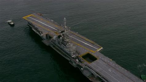 Aircraft Carrier Landing Images – Browse 5,123 Stock Photos, Vectors ...