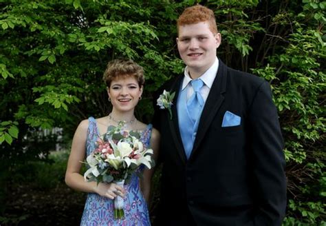 Prom 2023: Paulsboro High School (73 photos) - nj.com