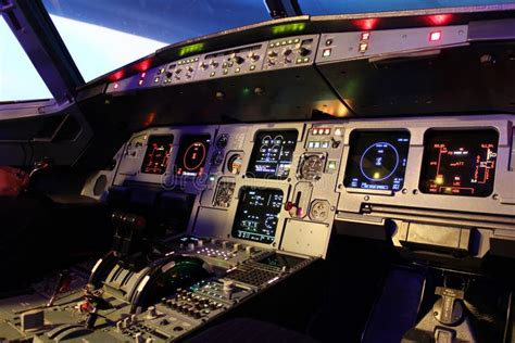 Airbus 320 Cockpit Flightdeck Stock Photo - Image of cabin, gauges ...