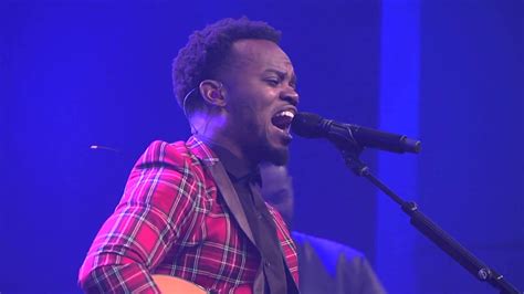 Travis Greene - Made a Way (Live) Chords - Chordify