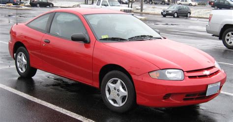 File:03-05 Chevrolet Cavalier coupe.jpg - Wikimedia Commons