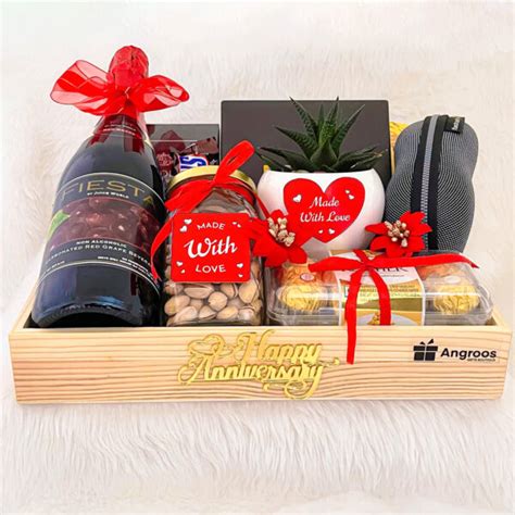 Romantic Anniversary Gift For Husband | Unique Ideas Online