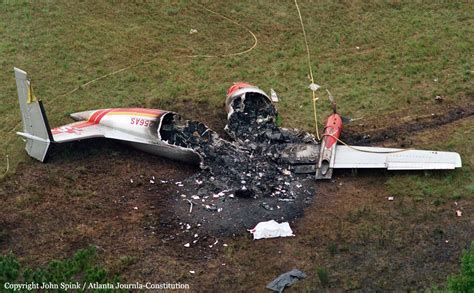 Crash of an Embraer EMB-120RT Brasília in Carrollton: 8 killed | Bureau ...