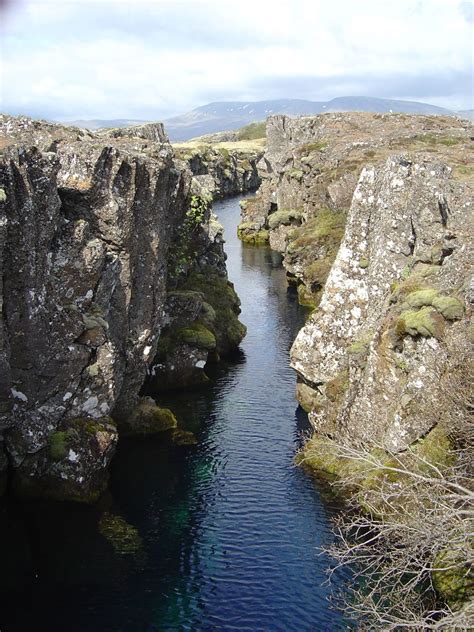 The Mid-Atlantic Ridge, Iceland Islande | Iceland (Islande) … | Flickr