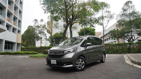 mReview: 2020 Honda Freed Hybrid - Better than the Sienta? | Articles | Motorist Singapore