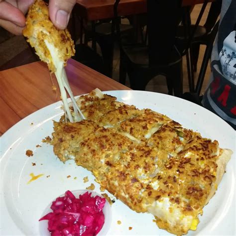 This Malaysia Hawker Serves Cheese-Loaded Murtabak Named After ...