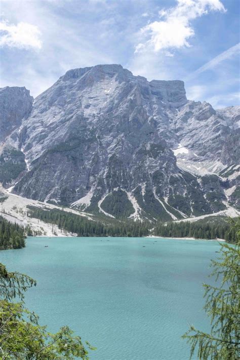 Lago di Braies (A Dreamy Dolomite Hike) • traveltowellbeing.com