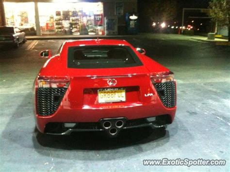 Lexus LFA spotted in Albuquerque, New Mexico on 09/19/2012, photo 2