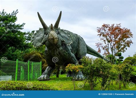 Dinosaur Atatue at Goseong Dinosaur Museum, South Korea. Editorial ...