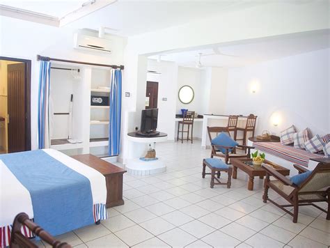 Best Price on Voyager Beach Resort in Mombasa + Reviews!