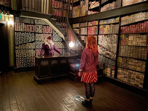 PHOTOS: Ollivanders Wand Experience at Universal Orlando Resort Now ...