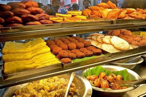 North Kerala Culinary Food Tour by walking in Thalassery on TourMega ...