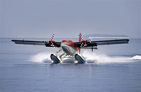 Photo Airplane taking off Seaplane Water splash Rivers Aviation