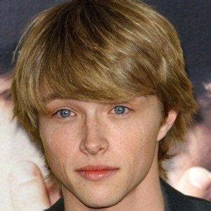 Sterling Knight - Age, Family, Bio | Famous Birthdays