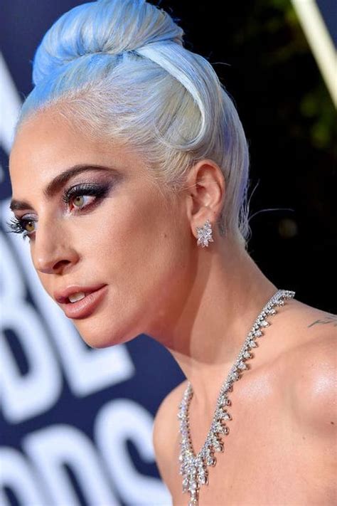 Lady Gaga's Blue Hair at the 2019 Golden Globes Just Won the Red Carpet