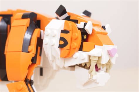 LEGO Creator 3-in-1 31129 Majestic Tiger review and gallery