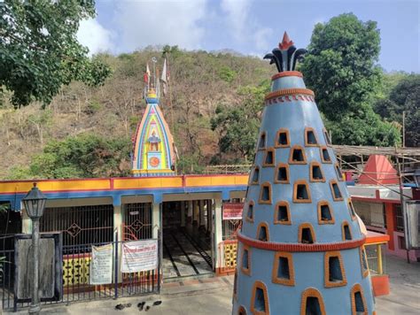 Tungareshwar Shiva Temple, Vasai - Pujasthan