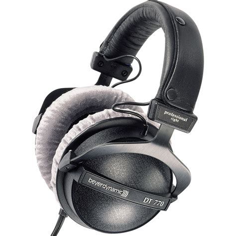 Beyerdynamic DT 770 PRO Closed Studio Headphones - 250 Ohms | Musician ...