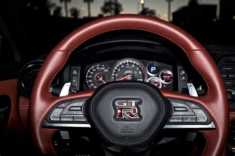 Six Aesthetically Pleasing Interior Details on the 2018 Nissan GT-R Premium | Automobile Magazine