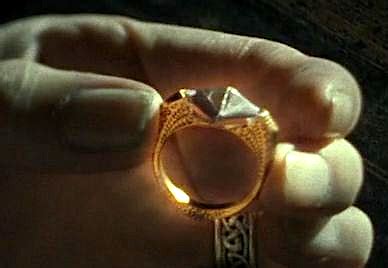 The Cursed Ring of Valentino - Unexplained Mysteries of Curses