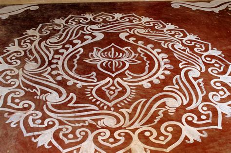 Alpana / drawing on floor for puja purpose - India Travel Forum | IndiaMike.com