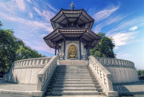 The Peace Pagoda: An Inside Look Into The Battersea Landmark — South ...