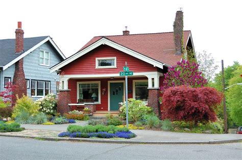 House_0012 | Bungalow landscaping, Craftsman house, Small bungalow