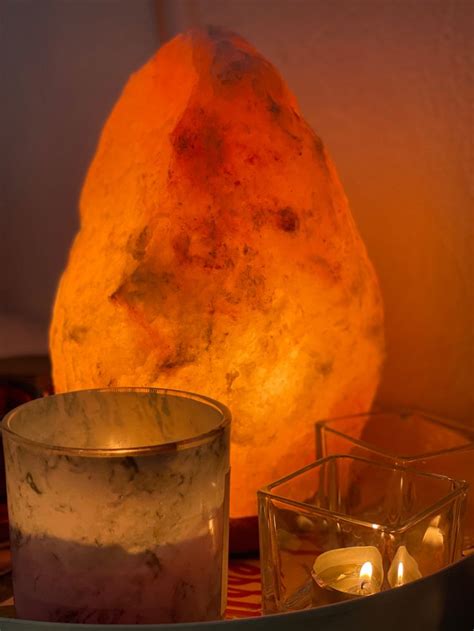 Salt lamp and candles aesthetic | Salt rock lamp, Candle aesthetic, Salt lamp