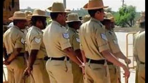 Need for more women in reserve forces to tackle stirs: Karnataka police ...