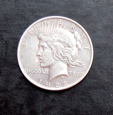 1922 Peace Silver Dollar - No Mint Mark - Old Peice Of History ...