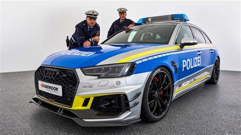 Une Audi RS4-R ABT aux couleurs de la police allemande