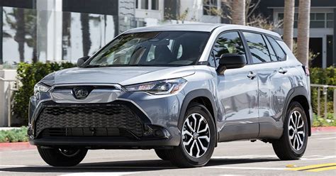 Critics Corner: Toyota Corolla Cross Hybrid | Automotive News