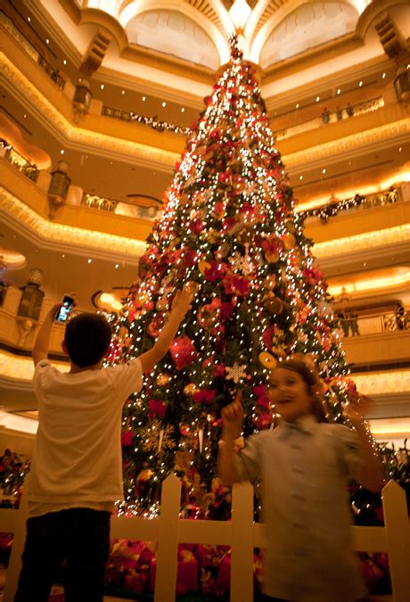 Emirates Palace Christmas tree lighting | Things To Do | Time Out Abu Dhabi