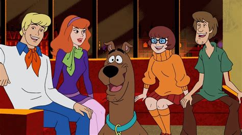 Scooby-Doo and Guess Who Reveals First Trailer, Premiere Date and Celebrity Cameos - IGN