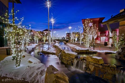 Pictures of Park Meadows Mall at Christmas