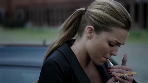 Lili Simmons - Banshee s3e7 : r/prettyfamoussmokers