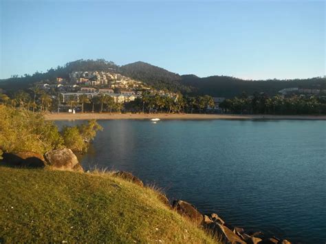 Airlie Beach Is A Backpackers’ Paradise, Even In Winter - While I'm Young