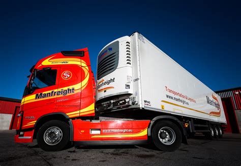 NEW SCHMITZ CARGOBULL EXECUTIVE TRAILERS ARE THE LOGICAL CHOICE FOR MANFREIGHT - Schmitz Cargobull