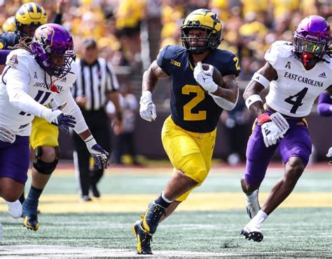 Michigan Running Back Blake Corum Returns Strong After Knee Injury ...