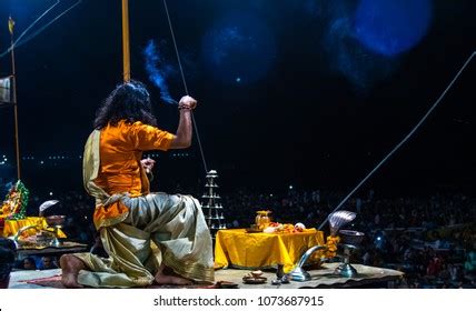 Ganga Aarti Varanasi Stock Photo 1073687915 | Shutterstock