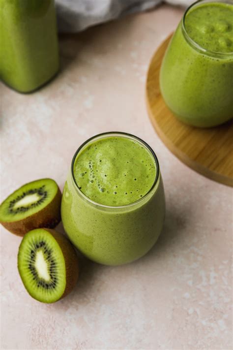 Healthy Kiwi Smoothie | Walder Wellness, Dietitian (RD)