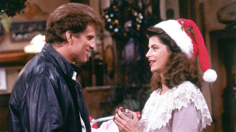 10 Best Christmas Episodes From Comedy TV to Stream