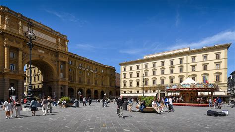 Piazza della Repubblica – Florence, Tuscany | ITALYscapes